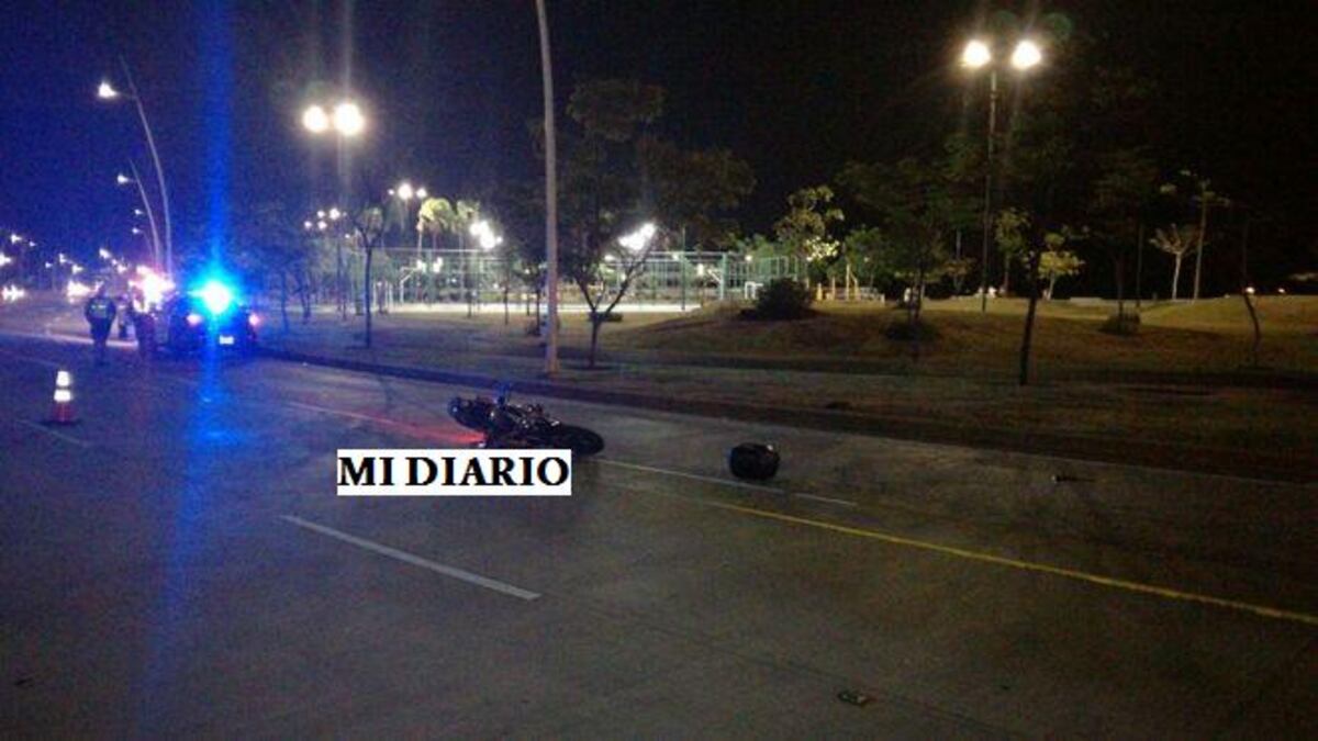 ¡AY, DIOS! Motorizado pierde la vida en la Cinta Costera 3