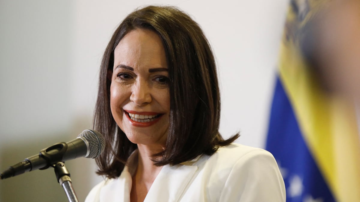 ¡Trump se emberracó! Su asistente dice que el Nobel se vendió al premiar a María Corina Machado