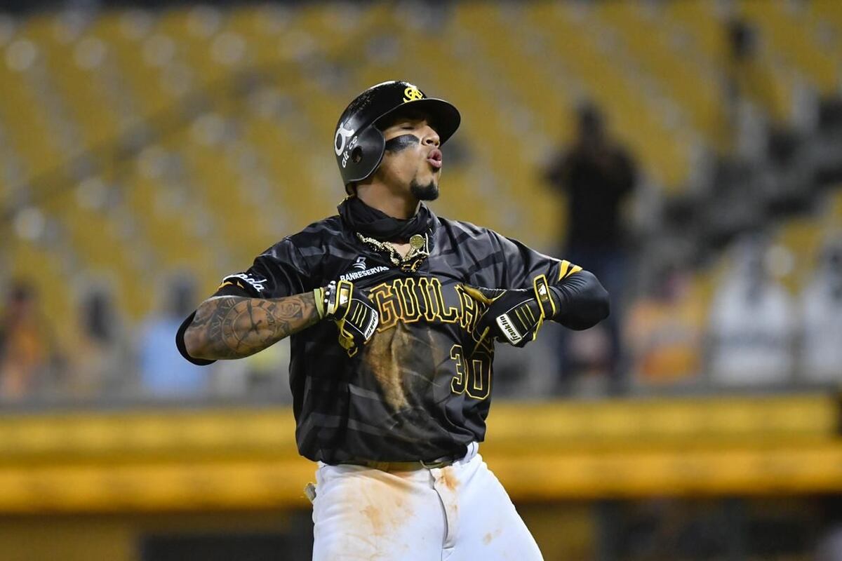 Camargo y las Águlas se van al frente en la semifinal del béisbol de República Dominicana
