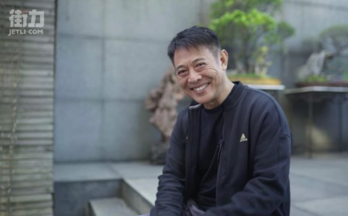¡Qué envejecido! El actor Jet Li reaparece y preocupa su estado de salud