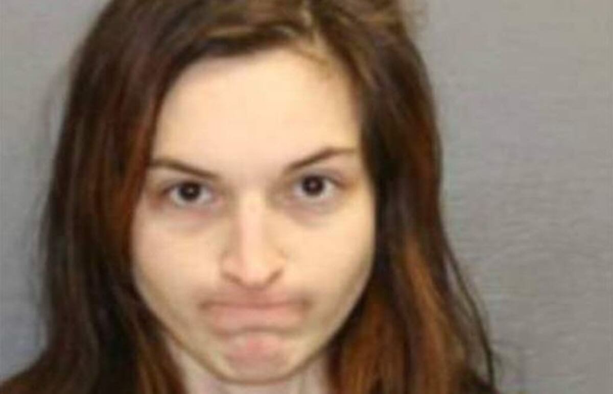 Con un machete, mujer obliga a su exnovio a tener sexo con ella