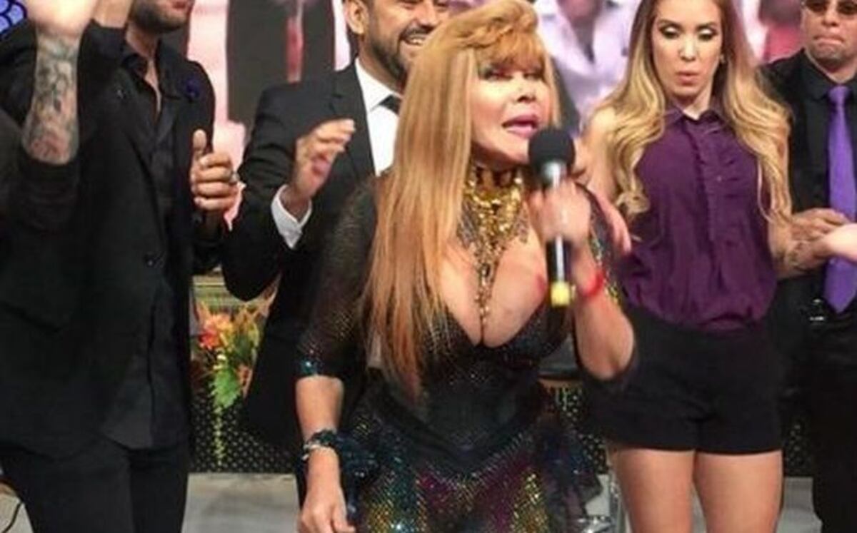 TIGRESA DEL ORIENTE. Presentador panameño la corteja y ella responde 