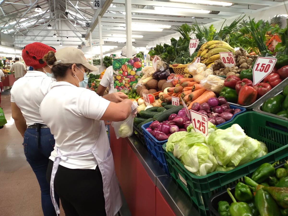 Cena navideña en jaque: productos agrícolas y carne de cerdo suben de precio