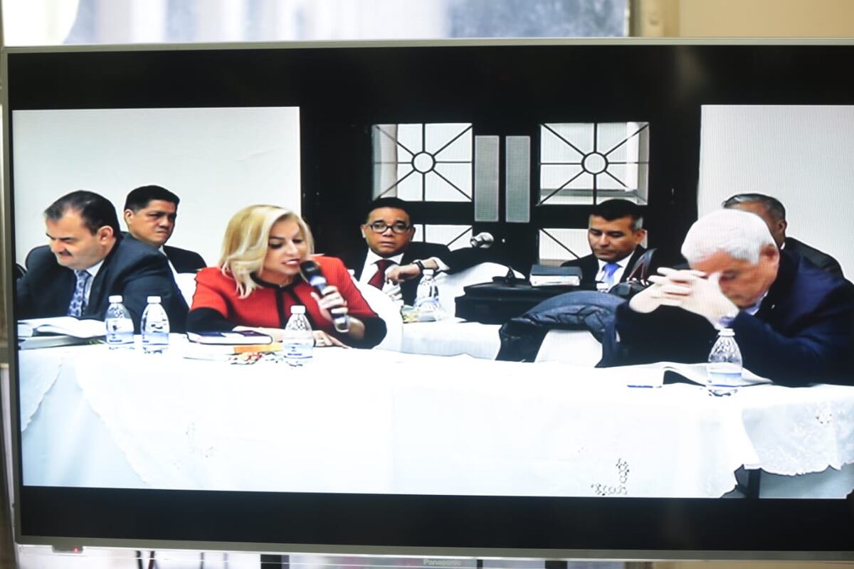 Defensa de Martinelli presenta 28 pruebas testimoniales y 87 documentales 