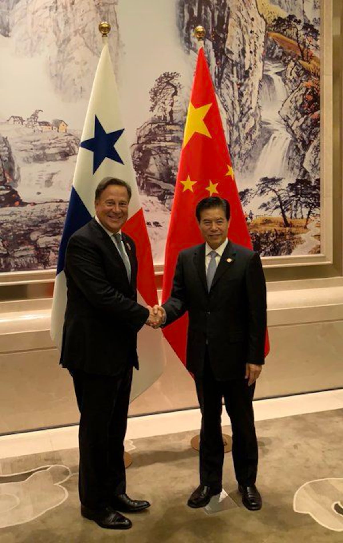 A Varela no se le extravió ningún celular