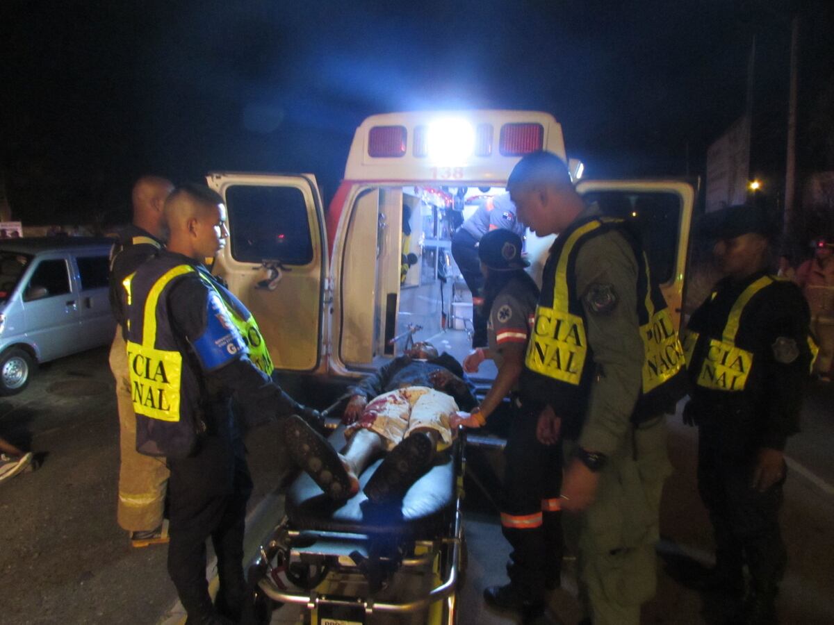 Dos mueren por choque con objeto fijo en Panamá Oeste; en Colón atropellan a anciano y conductor se da a la fuga