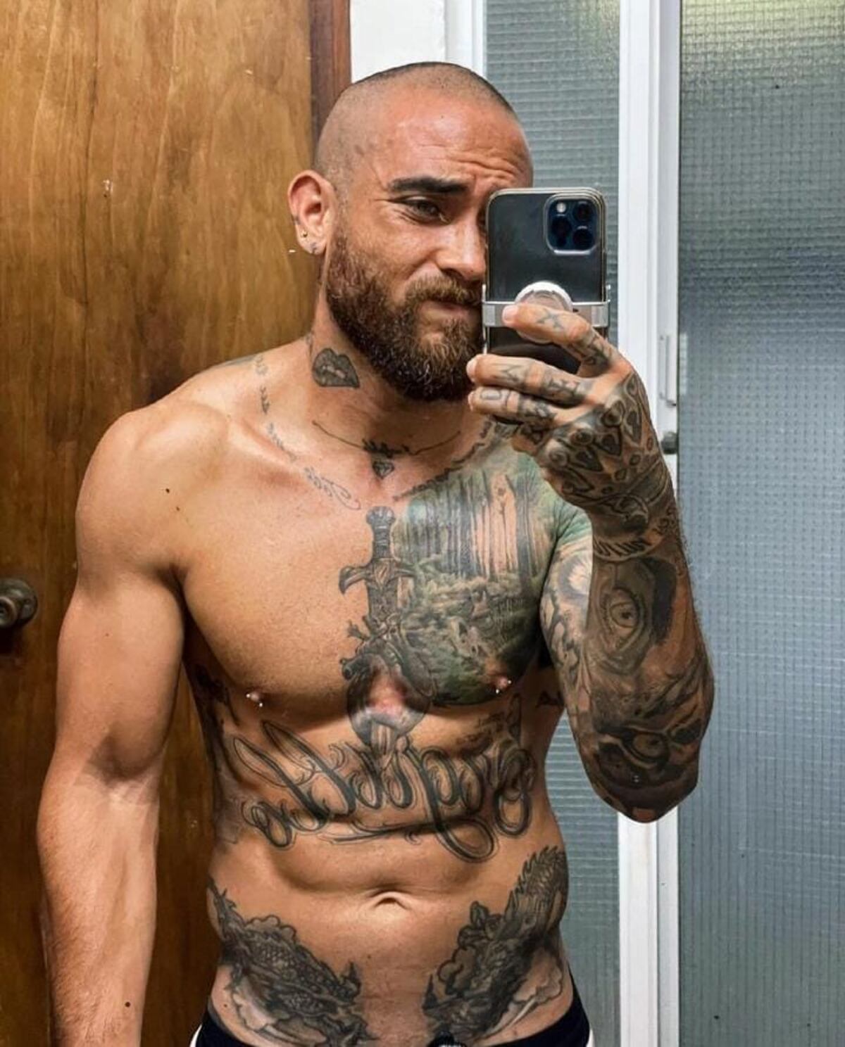 ‘Bukele, se te escapó uno’. El ex Calle 7 Rafe Lucado Barnes reacciona a las críticas: ‘A alguien le voy a encantar así '