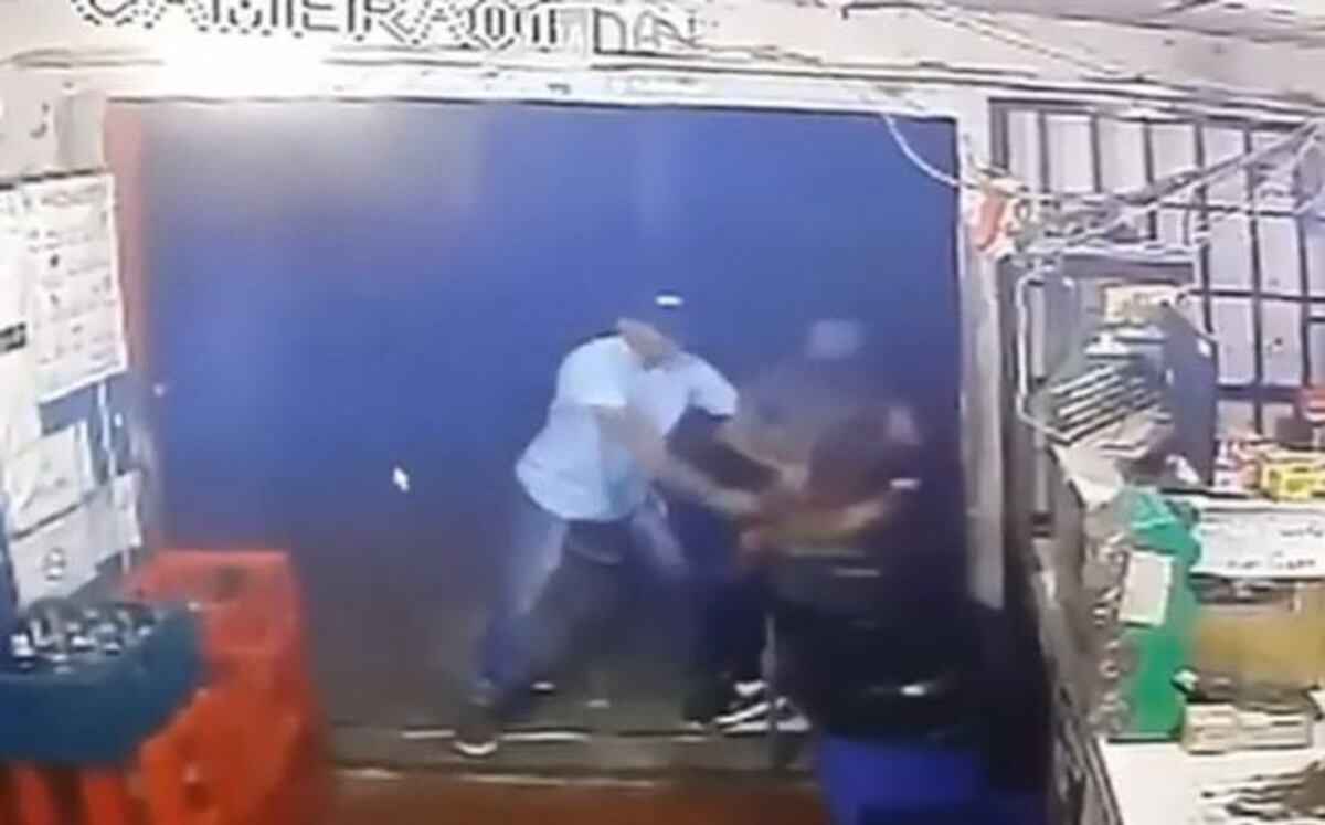 Buscan a los que golpearon a chancera.Cuestionan que vendía chances clandestinos