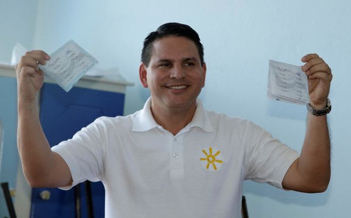 ¡PURA VIDA, MAE! Ticos van a segunda vuelta. Evangélico va arriba