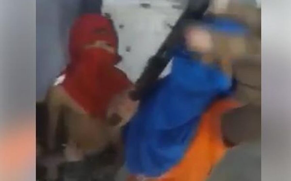 HORROR. (+18) Circula video de niños armados, causa repudio