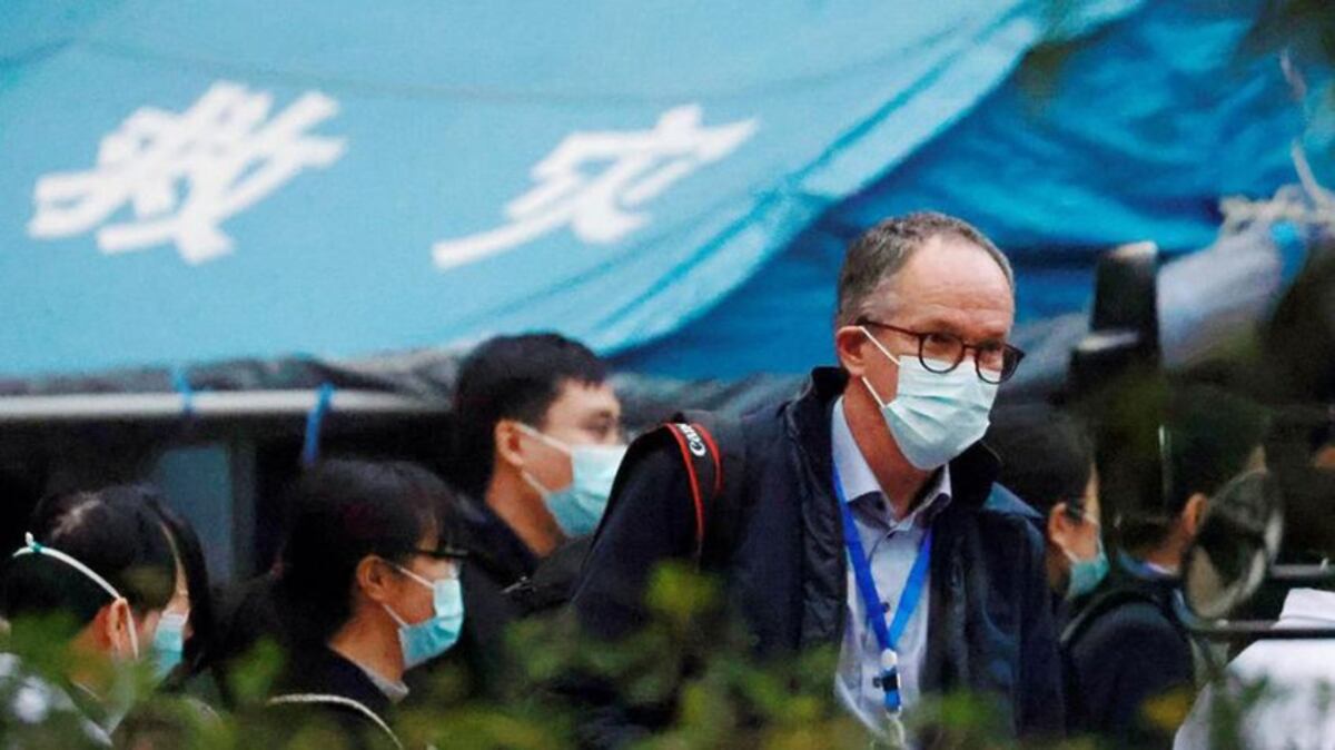 OMS visita hospital de Wuhan que trató los primeros casos de covid-19