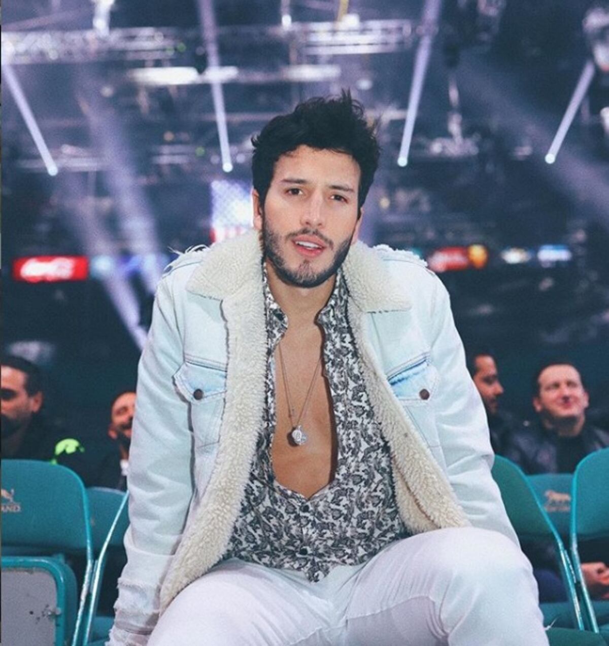 Las exigencias de Sebastián Yatra: (baño privado, sopas instantáneas y ...)