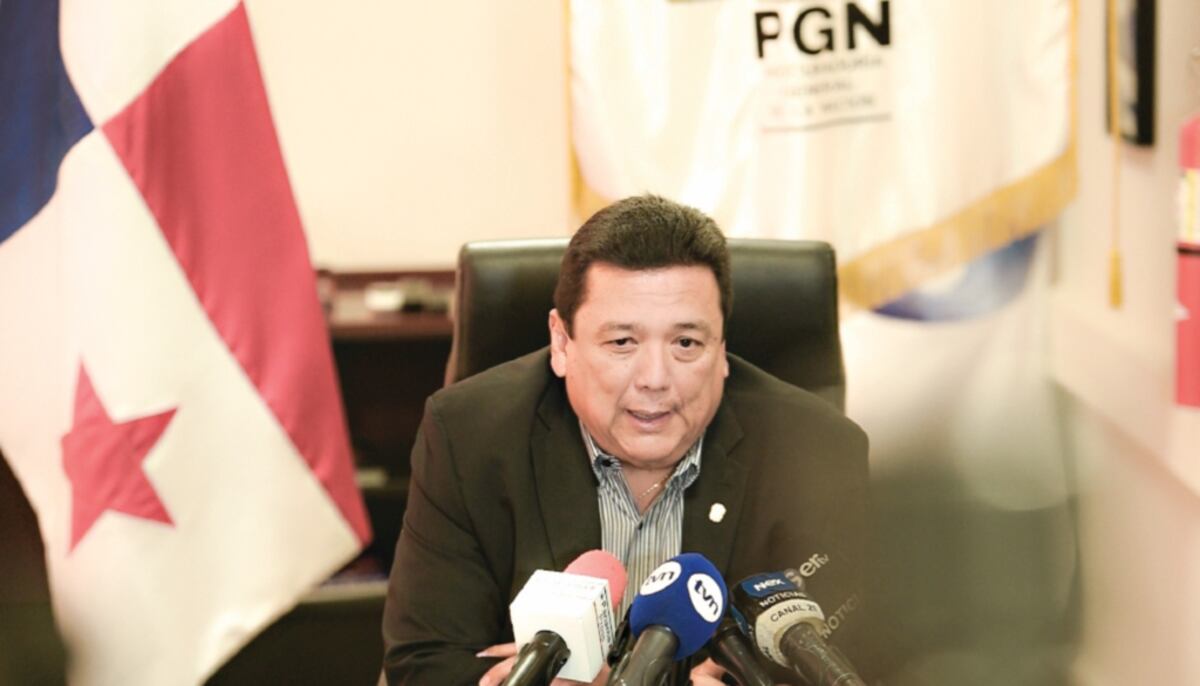 Procurador Ulloa nombra a abogado del círculo martinellista