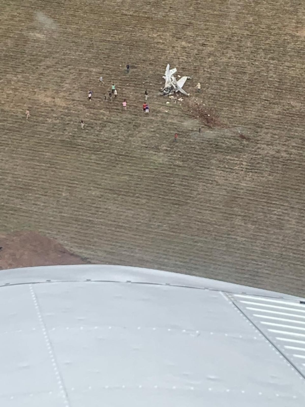Cae avioneta a tierra en Guararé. Video