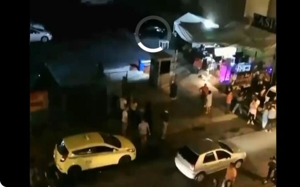 Cae otra persona desde un hotel en área bancaria y pierde la vida. Video