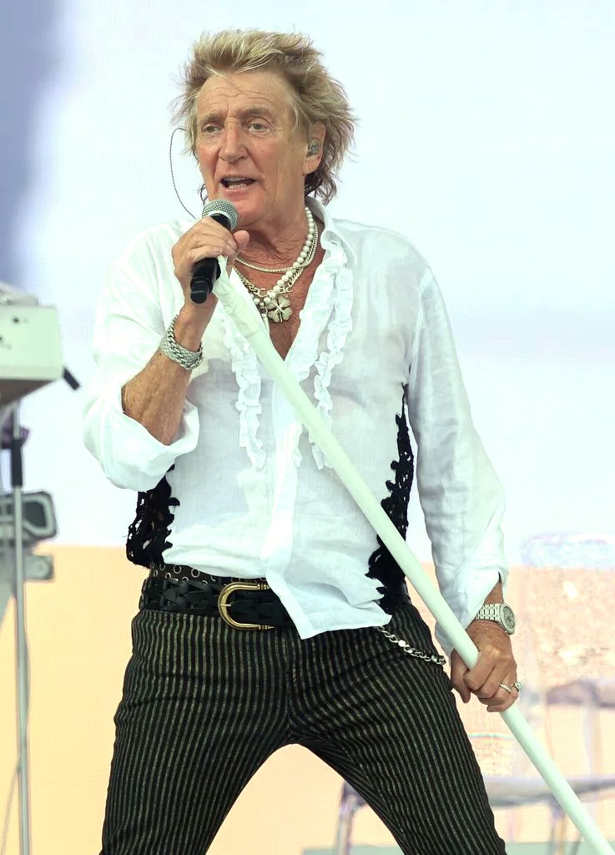 Rod Stewart: El Caballero de la música que desafió las etapas del Tiempo