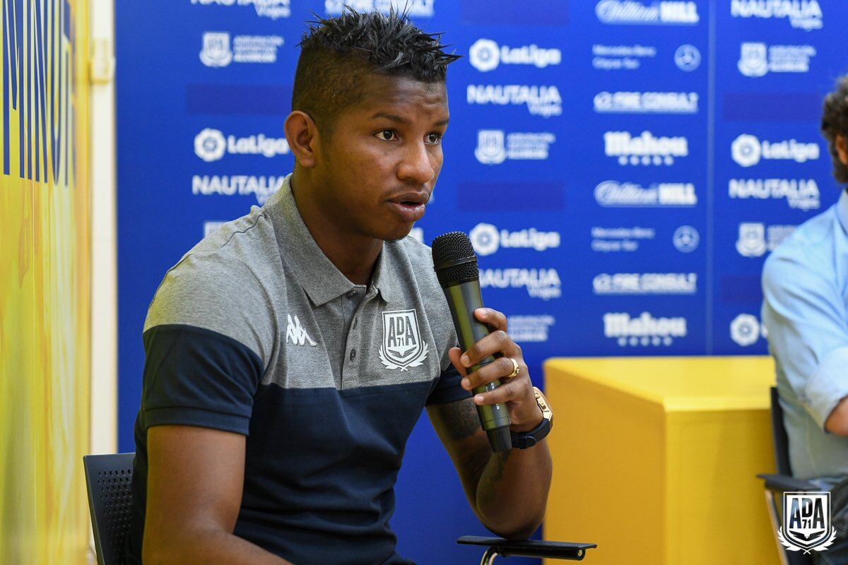 El primer paso para Fidel Escobar será integrarse por completo a la disciplina del Alcorcón