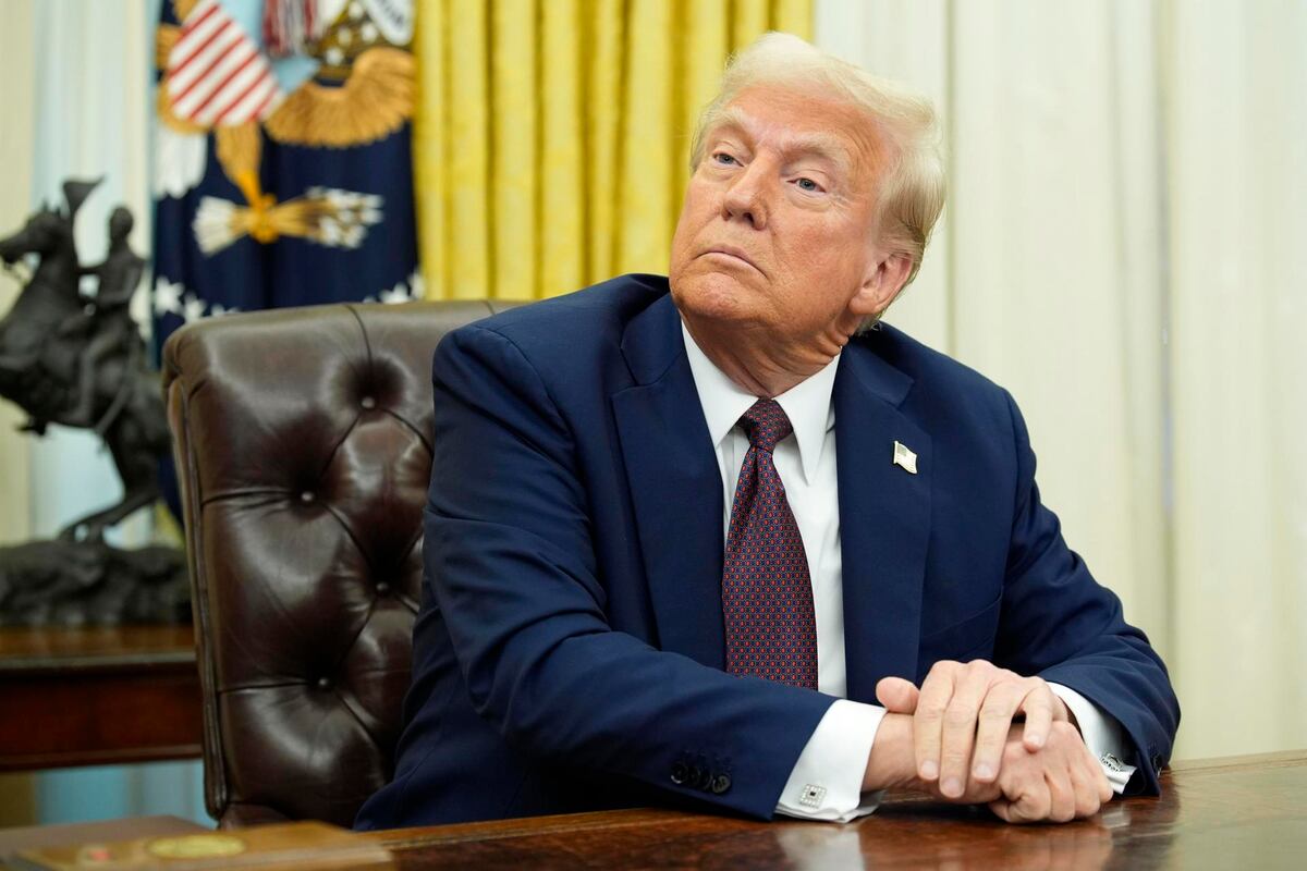 Trump y Putin acuerdan iniciar negociaciones para finalizar la guerra en Ucrania