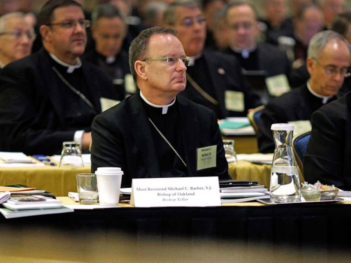 El Vaticano admite que hay un reglamento para curas con hijos