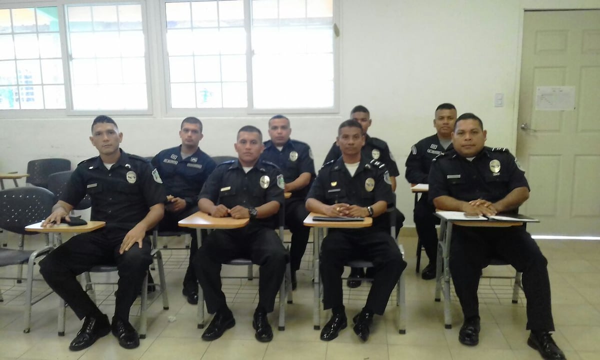 PA' LA JMJ. Preparan a policías en idioma inglés