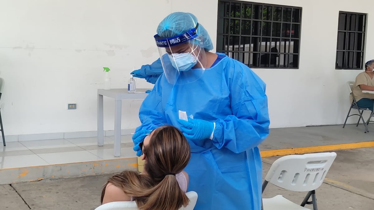 Panamá reporta 237 nuevos casos de covid-19 y cinco defunciones en la última semana