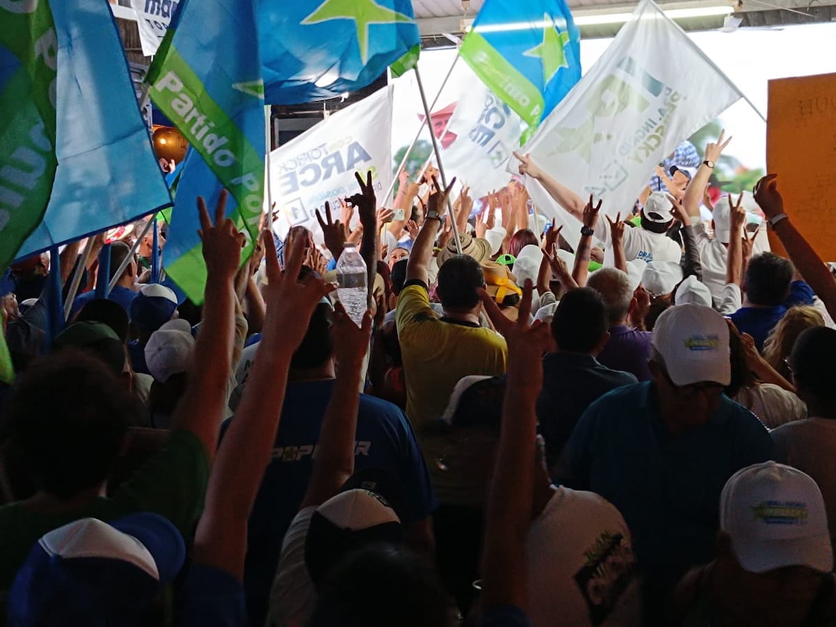 Cambio de frente. Martín Torrijos atrae nuevos apoyos de RM, CD y PAÍS 