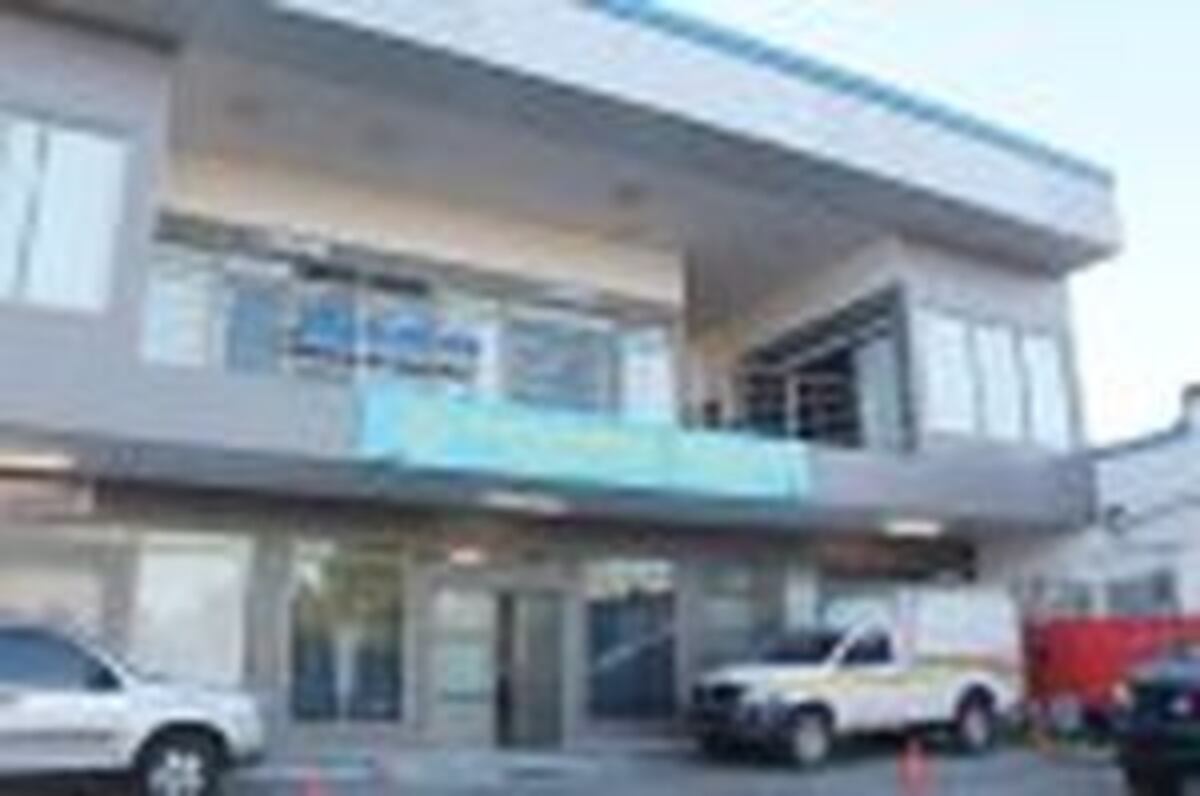 LO CAPTURAN EN EL BUS.Por presuntamente violar a su propia  hijastra