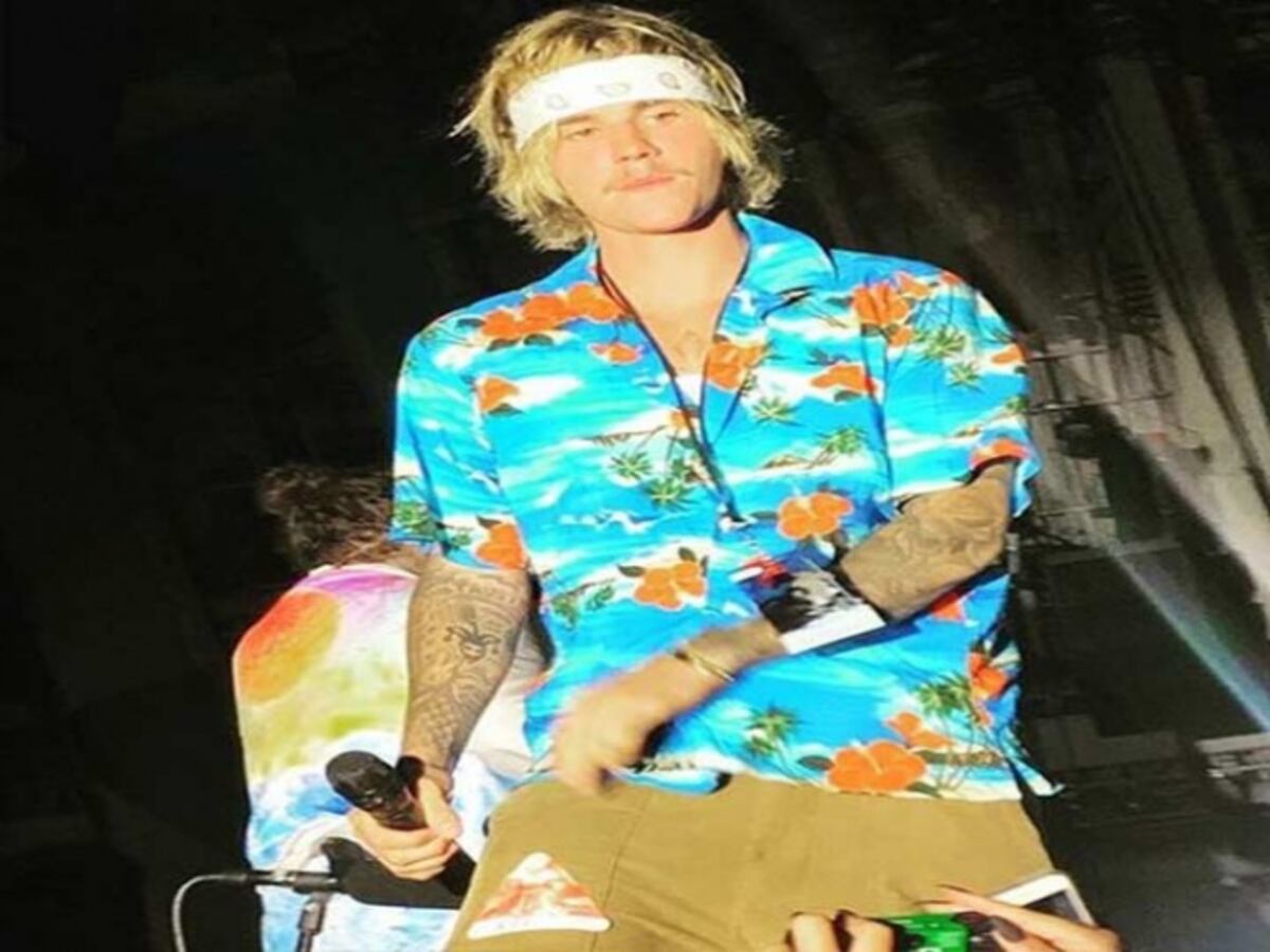 Justin Bieber se tatúa la cara y sus fans reaccionan negativamente