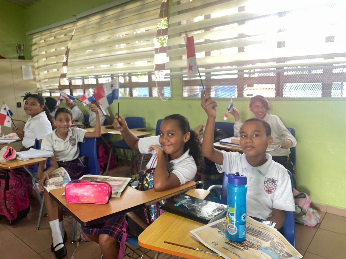 Gira ‘Tu Patria y Tu Historia’ llenó de orgullo a estudiantes de San Miguelito y Panamá Este