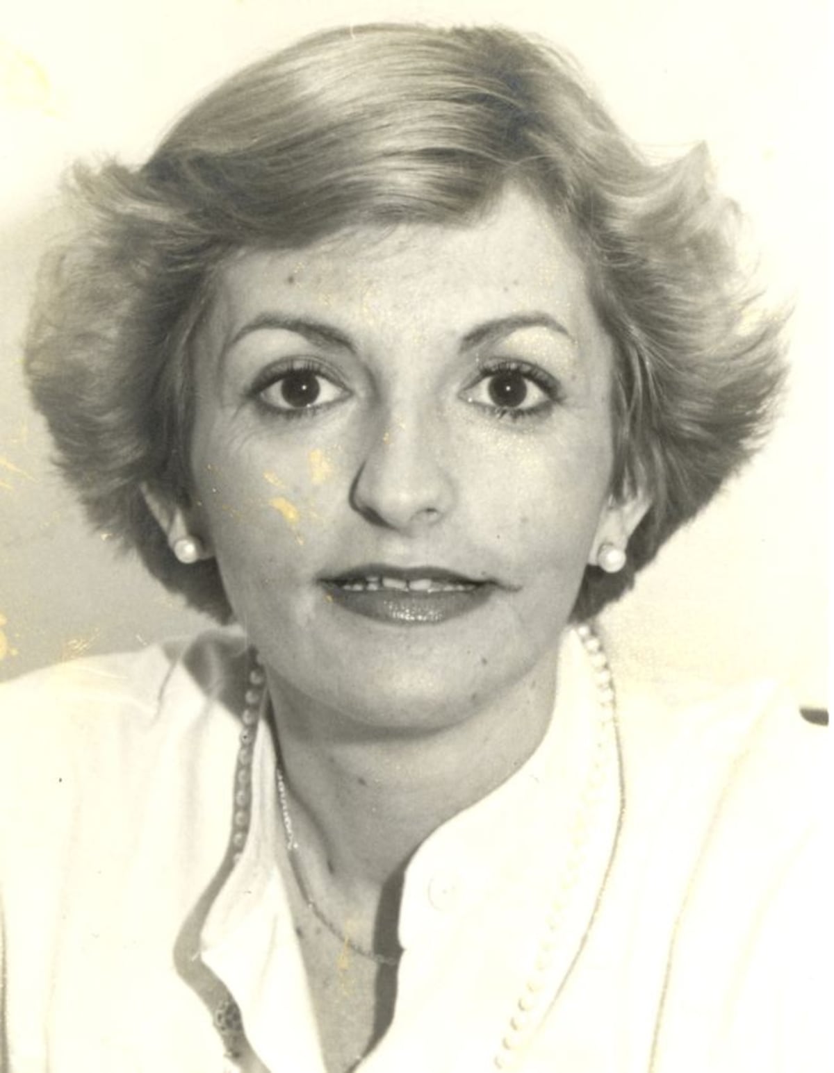 Muere expresentadora de noticias en Panamá. Diputados se pronuncian