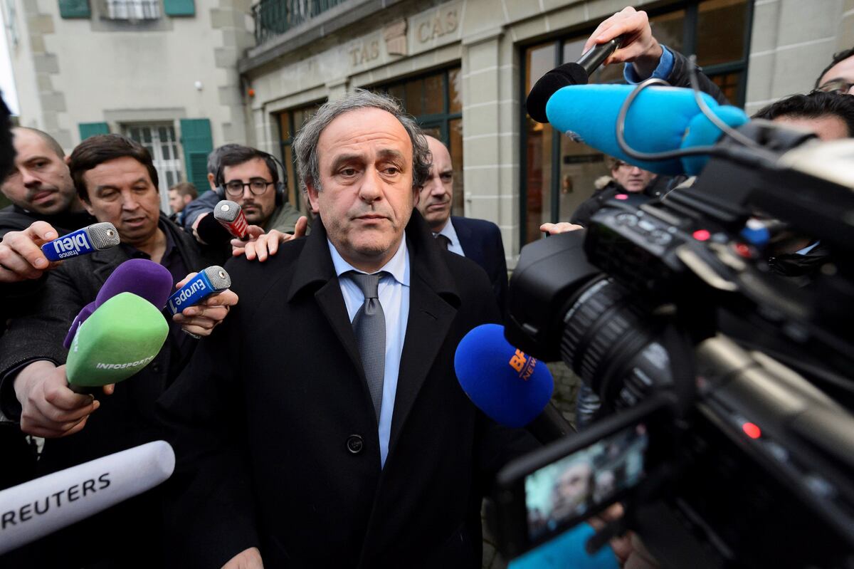 Michel Platini fue detenido esta mañana en Francia