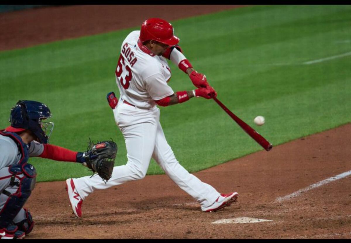 Edmundo Sosa conectó su primer cuadrangular en las grandes ligas