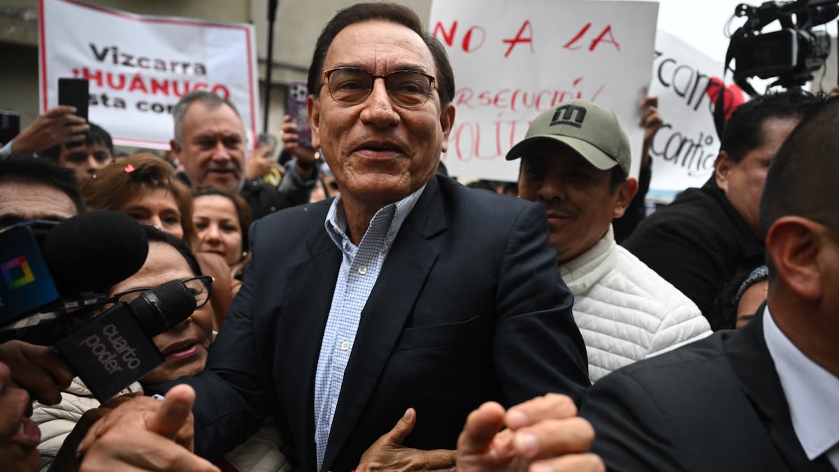 Martín Vizcarra es condenado a 14 años de prisión por sobornos