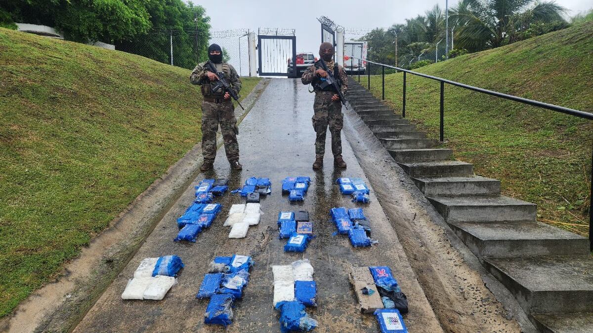 Senan investiga muerte de hombre y posible droga en playa de San Carlos