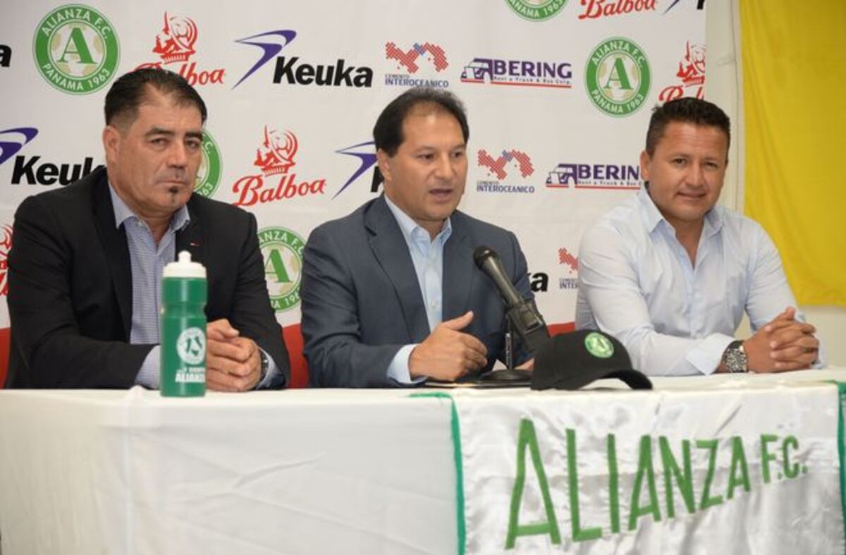 ¡Racismo!Chorrillo F.C. denuncia al director del Alianza F.C. por actos raciales