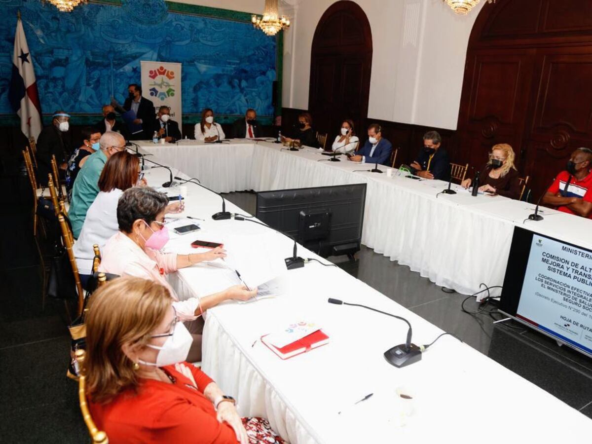 Se reúnen para coordinar unificación del sistema de salud del país