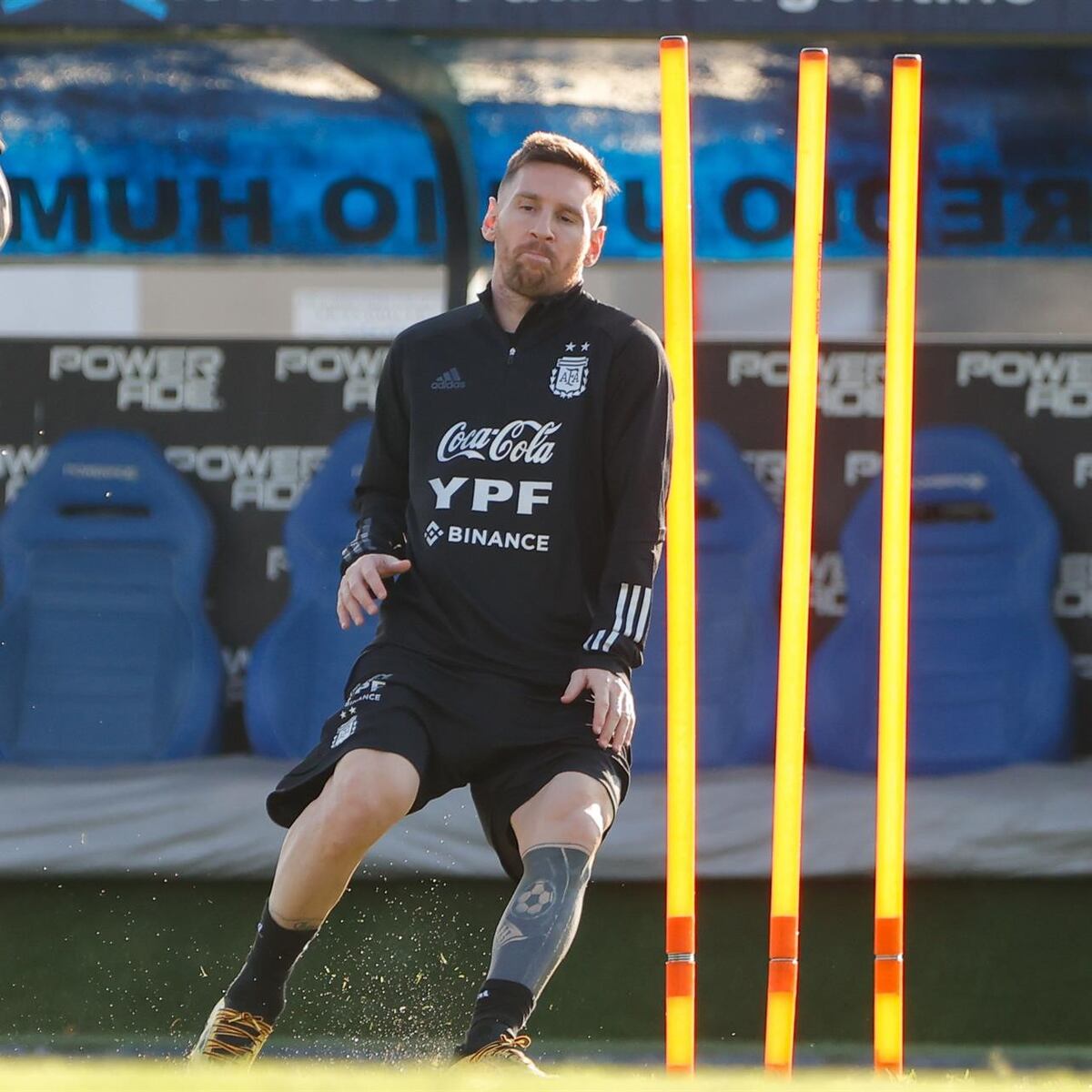 Messi llegó activa’o a Argentina y podría ser titular ante Venezuela