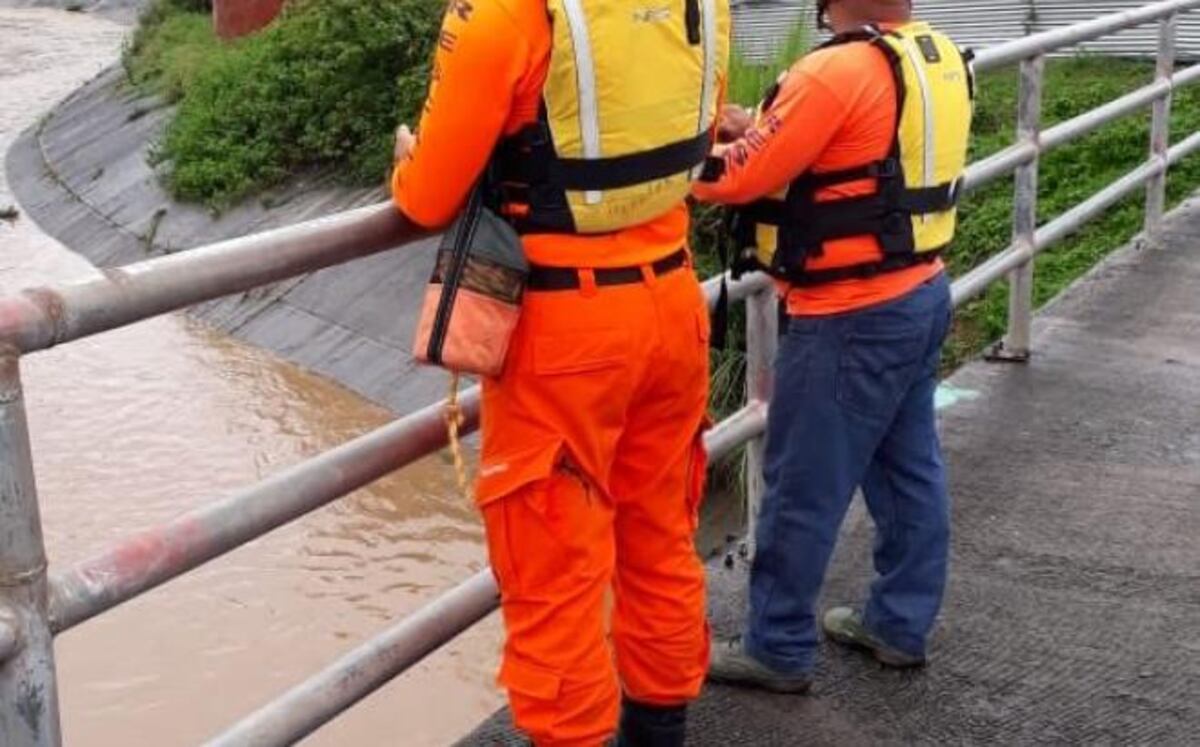 Lo último: Hallan el cuerpo del joven que cayó al río en Curundú