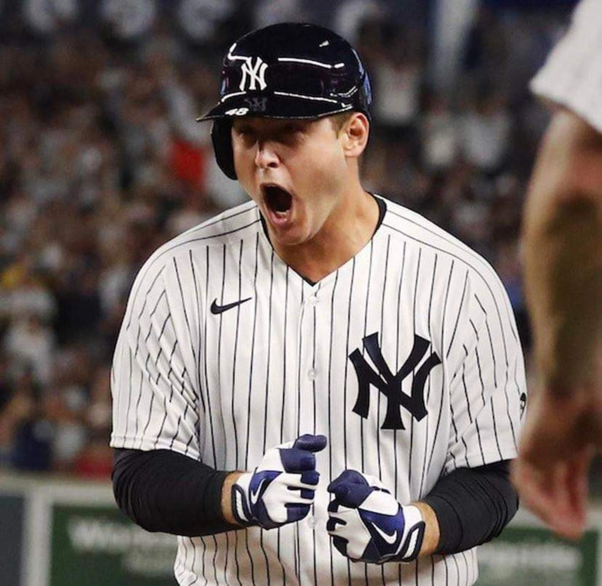 Anthony Rizzo seguirá con los Bombarderos del Bronx dos temporadas más