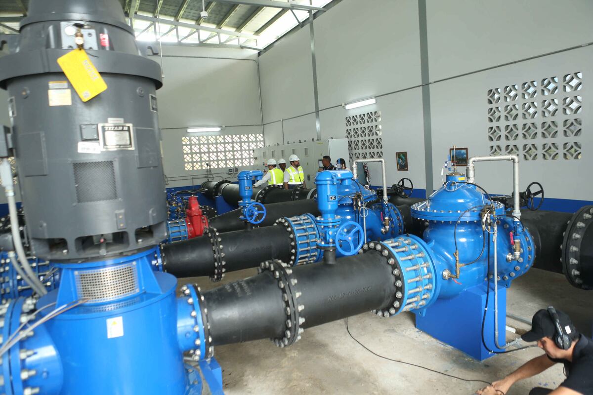 Millonaria inversión en sistemas de agua