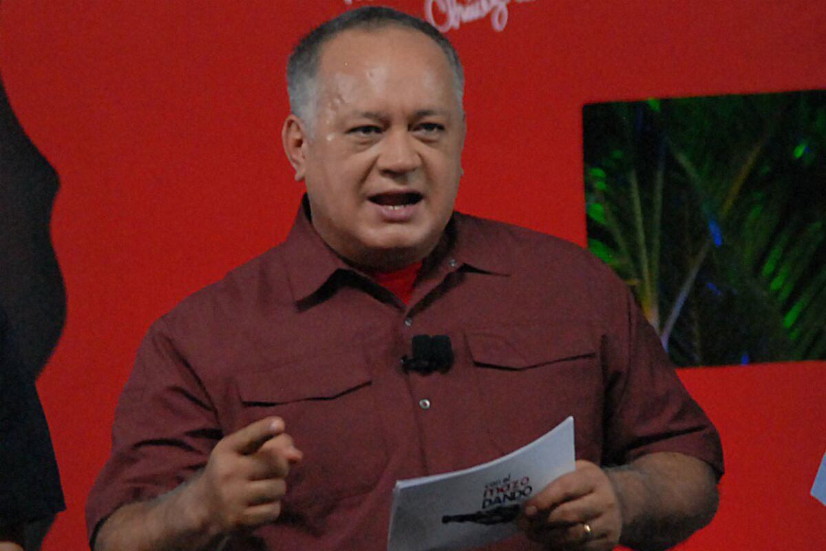 Maduro le abre expediente a Copa Airlines por transportar a Juan Guaidó