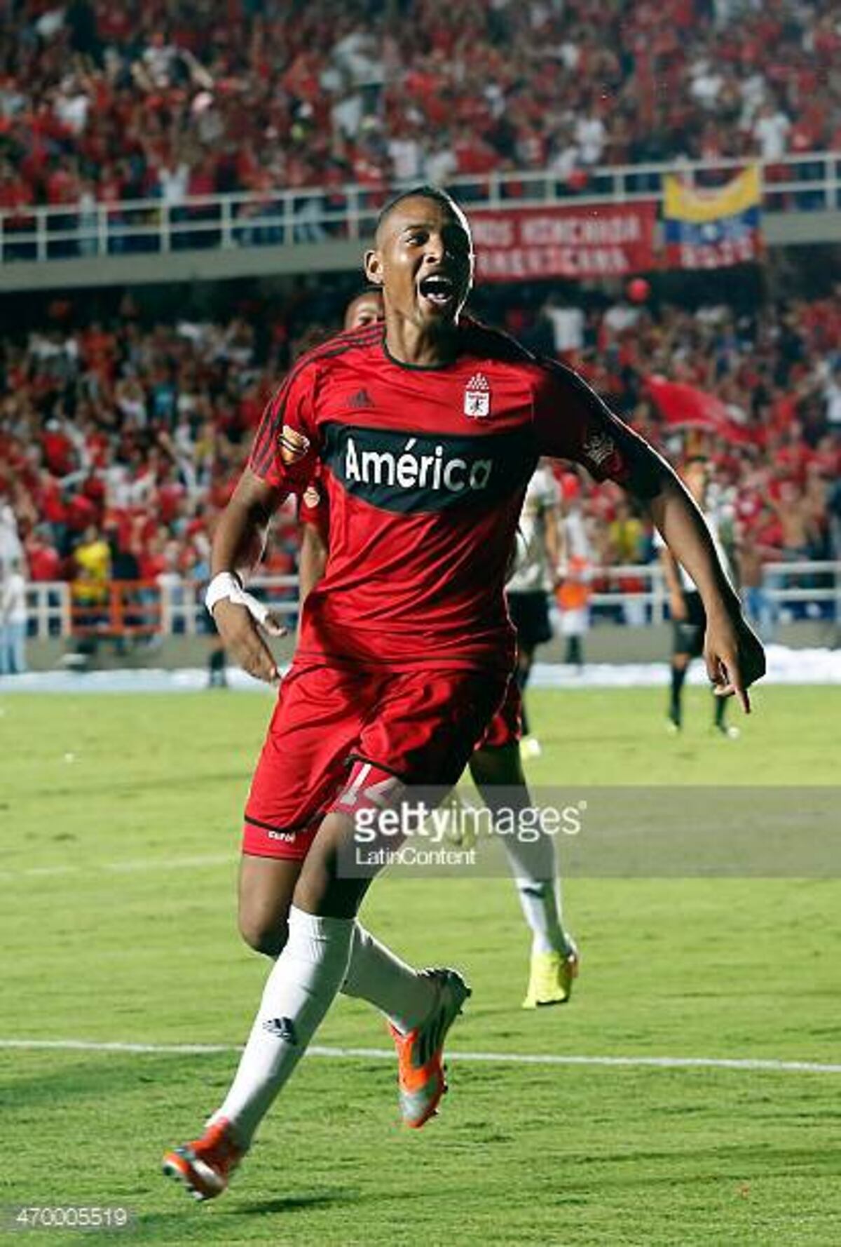 Asesinan a sangre fría a futbolista colombiano en un posible crimen pasional