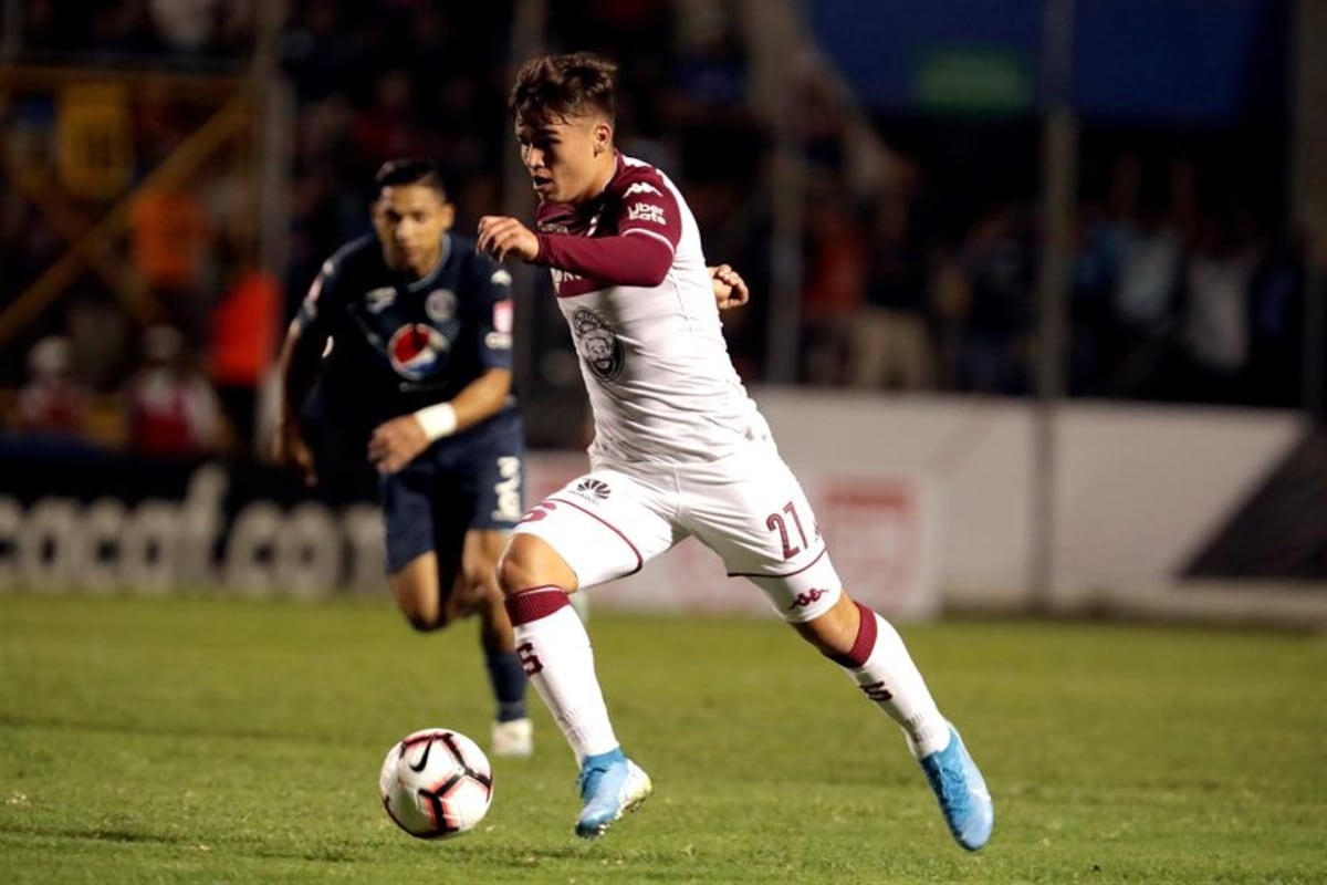 El Manchester City adquiere a joven costarricense Manfred Ugalde