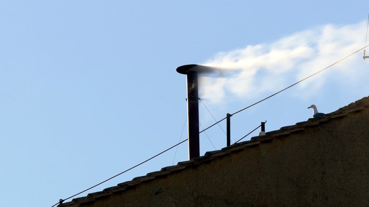 ¡Salió humo blanco!