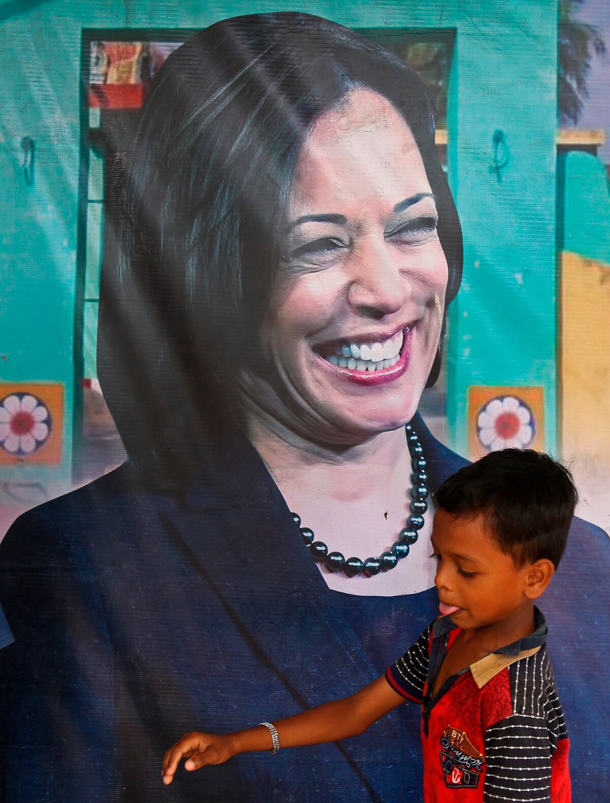 El pueblo indio de Kamala Harris reza para protegerla durante su investidura