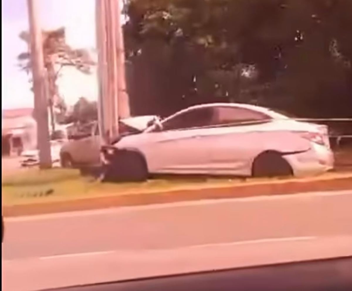 Tragedia en la Domingo Díaz: conductor muere al chocar contra poste cerca de Villa Lucre