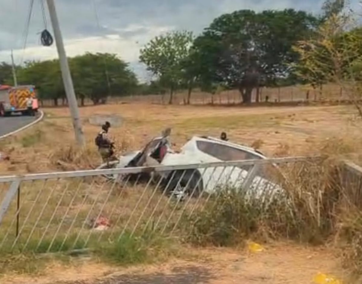 ÚLTIMA HORA. Impactante accidente en Los Santos: hombre perdió una pierna y murió; mujer permanece grave+ VIDEO