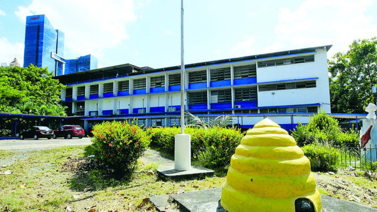 Infraestructuras en ruinas y futuro académico en juego: El drama de las escuelas panameñas