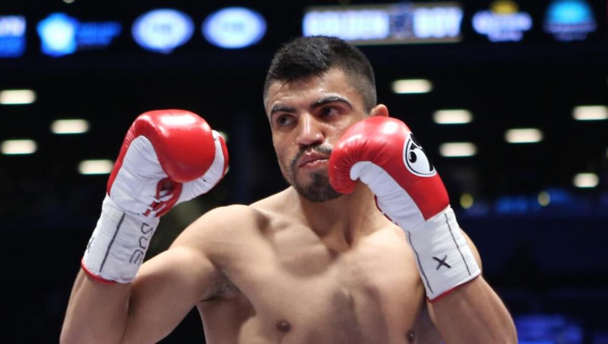 Arrestan al excampeón del peso Welter Víctor Ortiz, por violación
