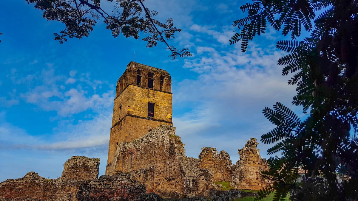 Visita el sitio arqueológico de Panamá Viejo